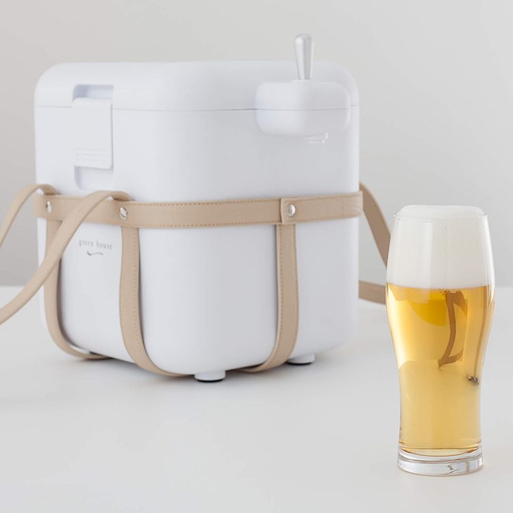 缶ビール6本で極上泡。自宅用ビアサーバーもこのレベルに…！