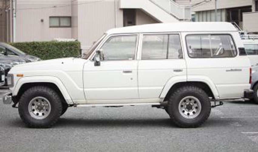 「いずれ子供に譲りたい」妻を口説いて手にした同い年のトヨタ・ランクル60  - 27枚目の画像