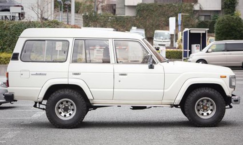 「いずれ子供に譲りたい」妻を口説いて手にした同い年のトヨタ・ランクル60  - 9枚目の画像