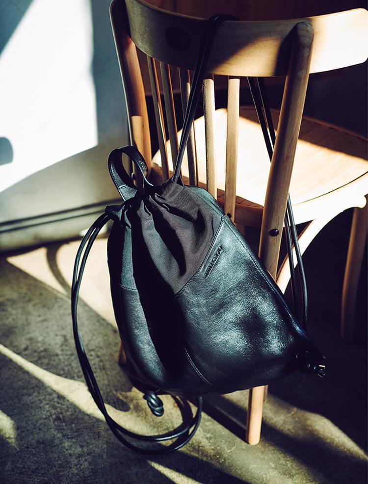 「ジミー チュウ」のバッグ