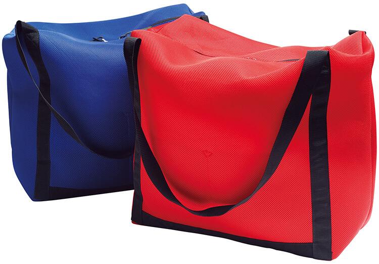 「キルナ」のバッグ