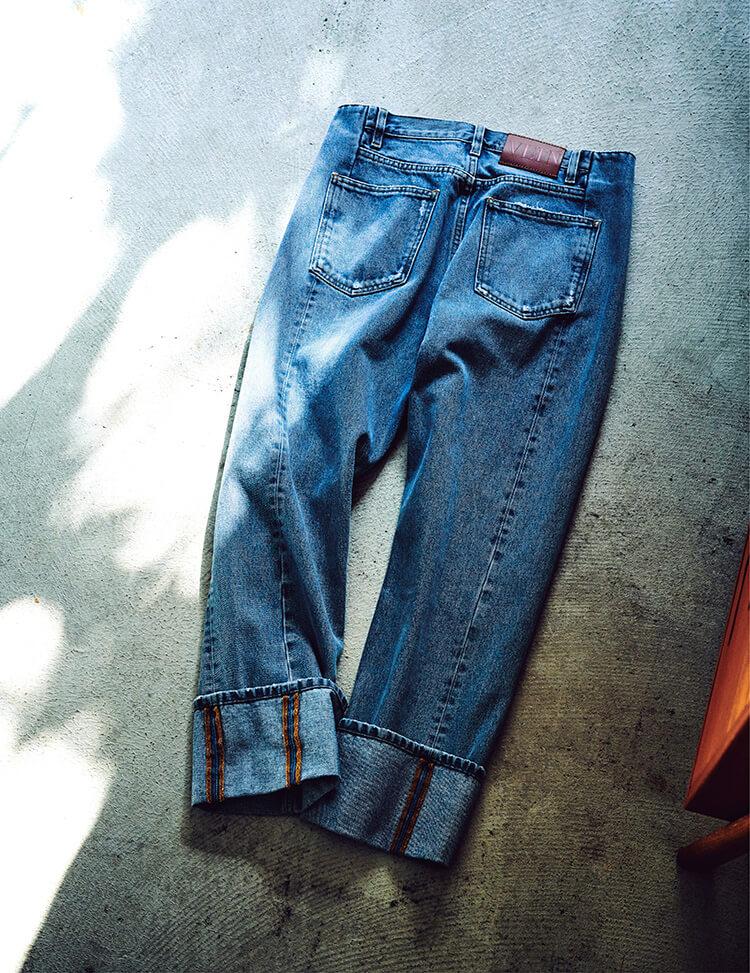 「ヴァレンティノ」のデニム