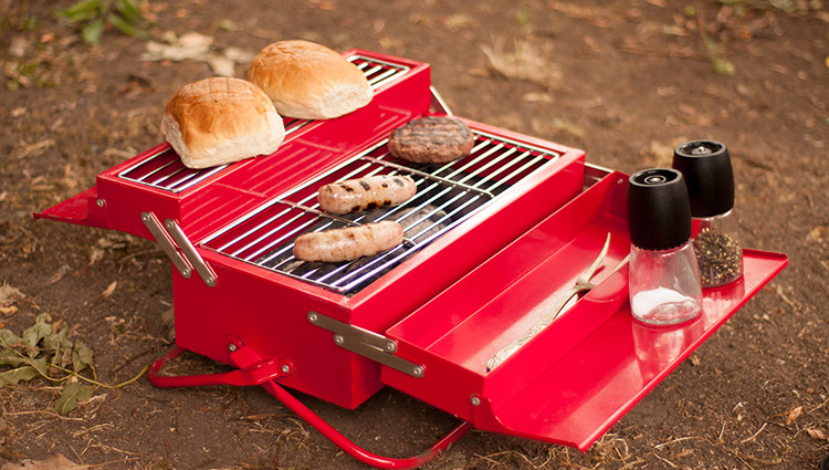 ソロキャンパー必見。組み立て簡単＆コンパクトなBBQグリルが便利すぎる