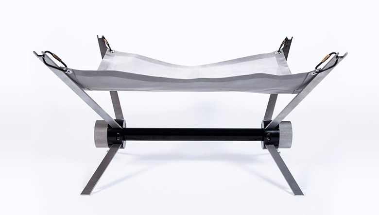 0.1mmにこだわる技術力。MURACOの焚き火台でキャンプをレベルアップ