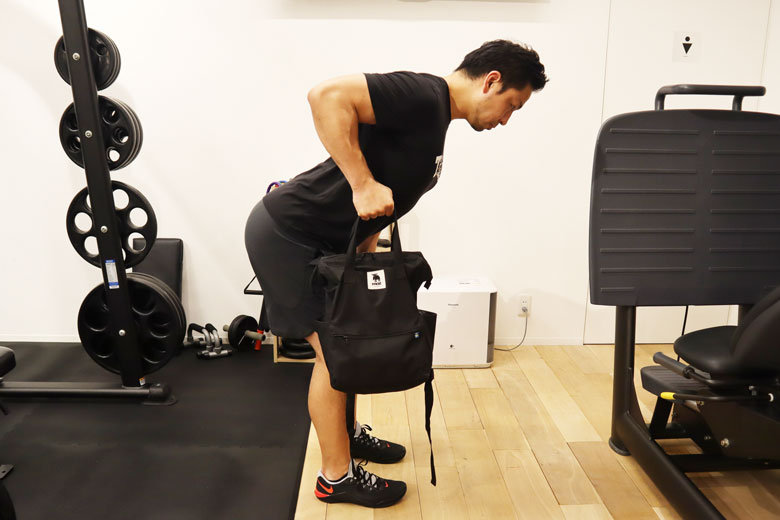 ワンハンドロウイング