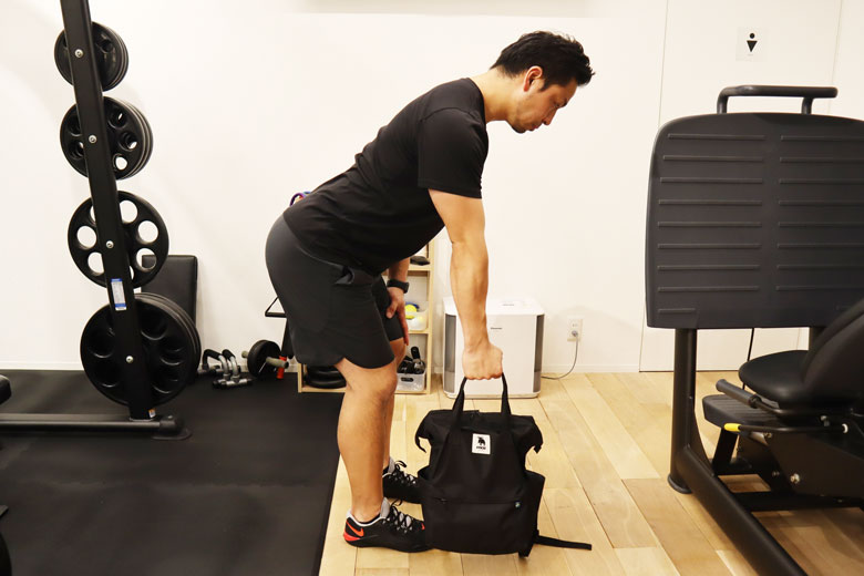 ワンハンドロウイング