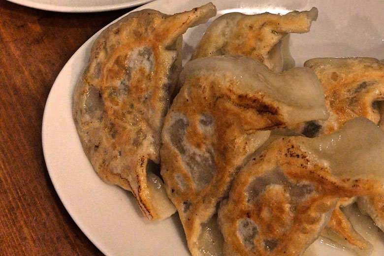 グレイヴィの餃子