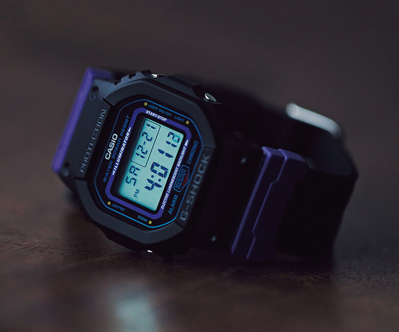 Gショックの腕時計「DW-5600THS-1JR」