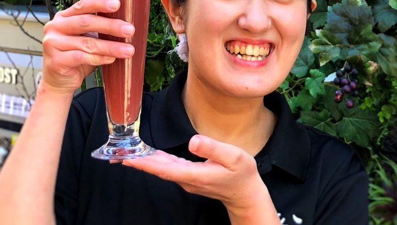 吉田瞳 