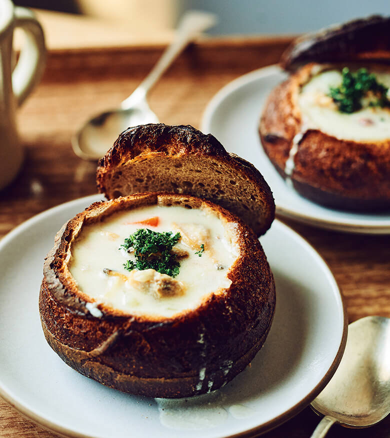器も食べる！ クラムチャウダー