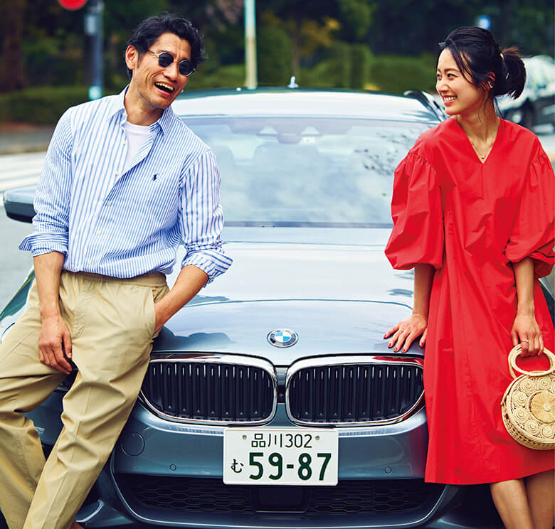 単なるストライプ柄だって、考え方ひとつではモンドリアンの抽象画よろしく、海や空の青、雲の白を整理整頓した幾何学的な絵画のように捉えても面白い。