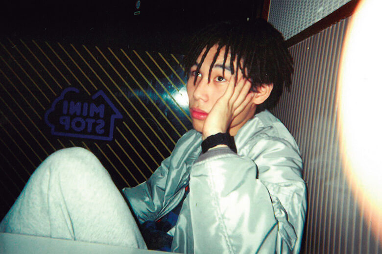 JOMMY●東京ストリート・カルチャーの中心的存在として、ダンサー、DJ、ファッションの分野で活躍。