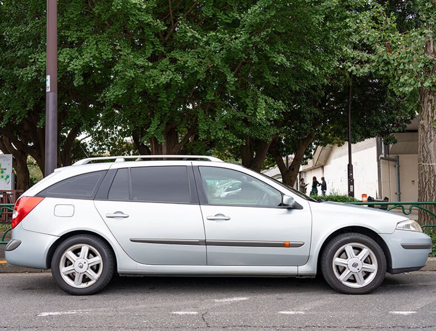 「100万円以下で手に入れた2代目のルノー」スタイリストの愛車ラグナワゴン - 12枚目の画像