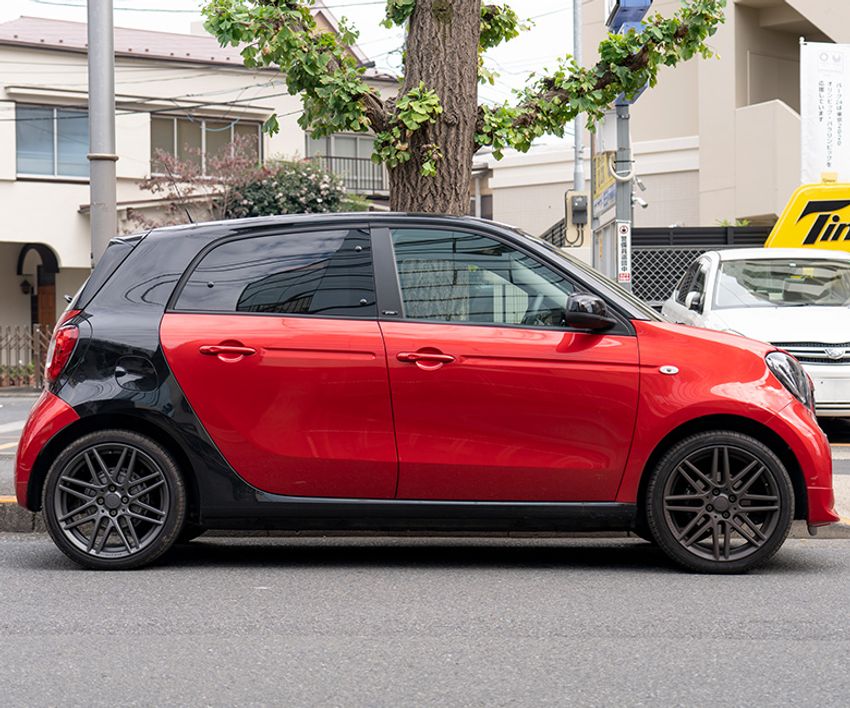 「乗ってるだけで楽しい」モデル安井達郎の小さな愛車スマート・フォーフォー - 11枚目の画像