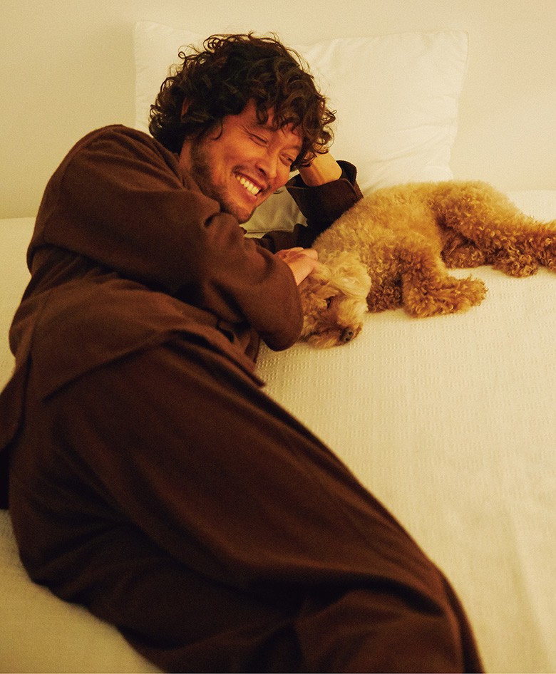 「スレッド、マウス アンド ザ ムーン」のシルクシャツ＆パンツ