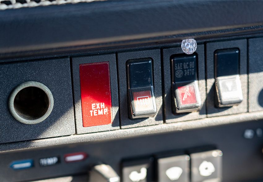 「ファッション感覚の人には譲れない」車との対話を楽しむ男のボルボ・240セダン - 5枚目の画像