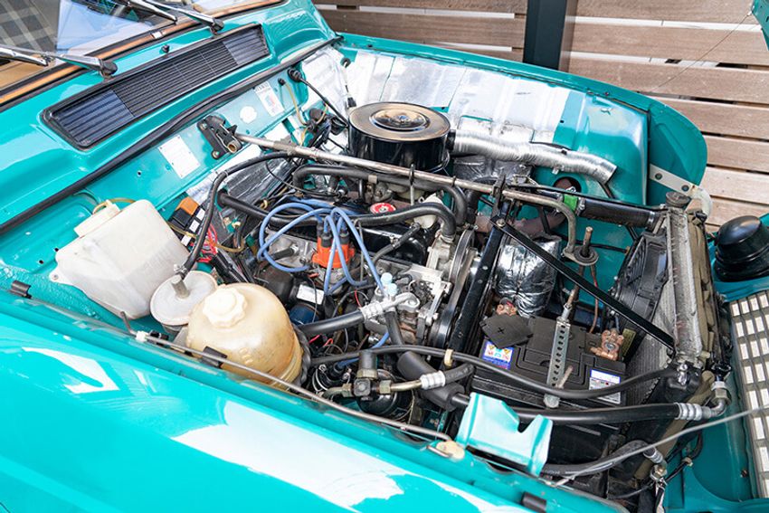 ルノー・キャトルと過ごす心が快適な日常「電気の時代に切り替わる前に、味のあるガソリン車を」 - 6枚目の画像