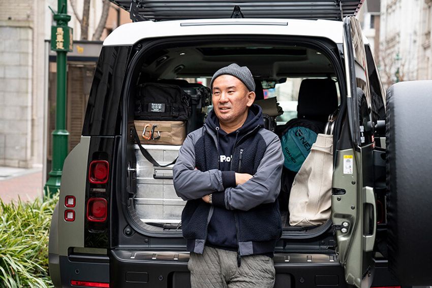 「車は移動手段ではなく相棒」キャンプに魅せられた男の“タープ代わり”のディフェンダー - 6枚目の画像