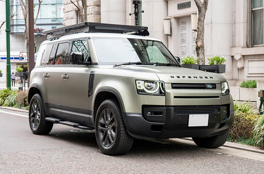 「車は移動手段ではなく相棒」キャンプに魅せられた男の“タープ代わり”のディフェンダー - 2枚目の画像