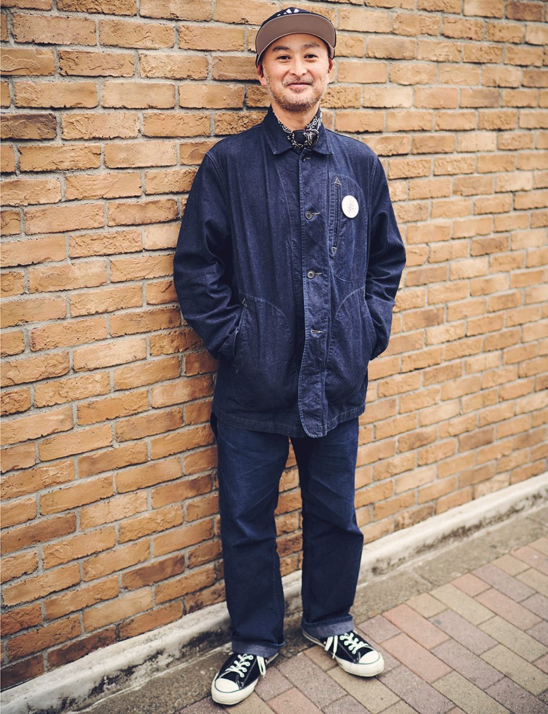 決め手はトップス？ 今どきの“デニム・オン・デニム”をパパラッチ