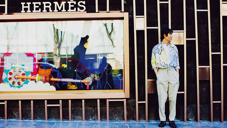 異国の街を歩く気分。「エルメス表参道店」で心ゆくまで旅気分を