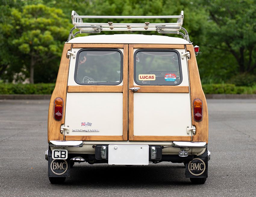 「見た目が勝負だと思って」選んだミニ・トラベラーは、世界最小のロンドンパブ - 43枚目の画像