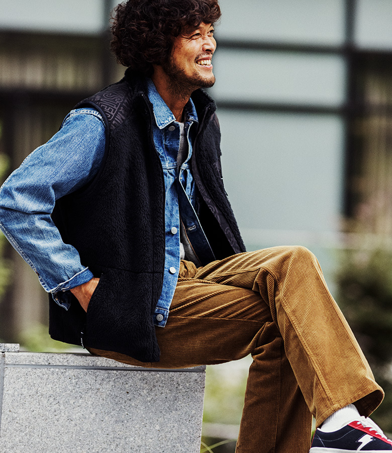 微アレ”なアメカジ定番アウターの真価。ならではの目線に感動する“ヒス