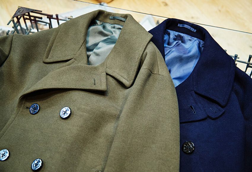 「なんだかんだで着ちゃう服」とW編集長エベハラが納得したビームスのピーコート - 6枚目の画像