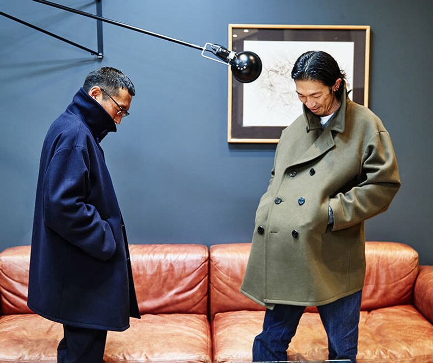 「なんだかんだで着ちゃう服」とW編集長エベハラが納得したビームスのピーコート - 4枚目の画像