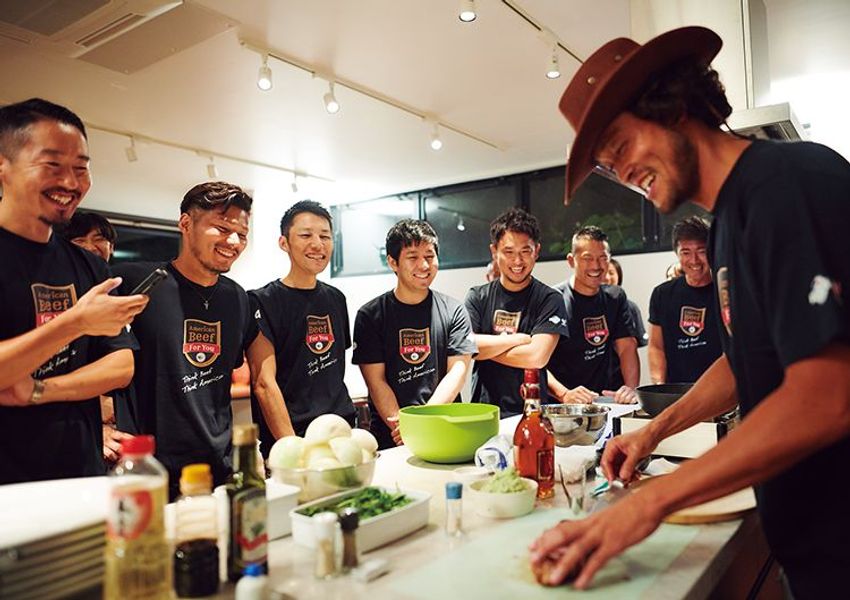 ガツンと焼いてペロリ！ 肉汁と笑顔が溢れたマーシーのステーキ教室 - 7枚目の画像