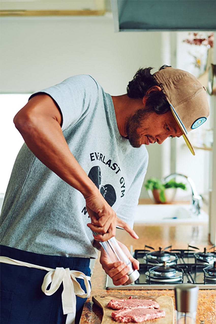 肉食系オッサン全員集合！ マーシー先生の「パーフェクト ポンドステーキ教室」開催 - 2枚目の画像