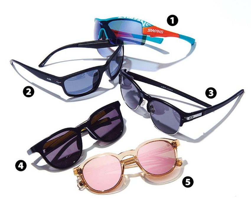 この夏買うべきは“海のプロ”が掛けているサングラス - 1枚目の画像