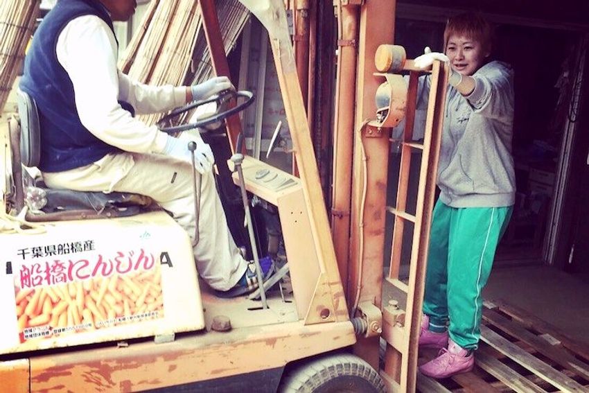 荻窪のお座敷スナックで、実家の農作業を手伝う看板娘に涙ぐんだ - 14枚目の画像