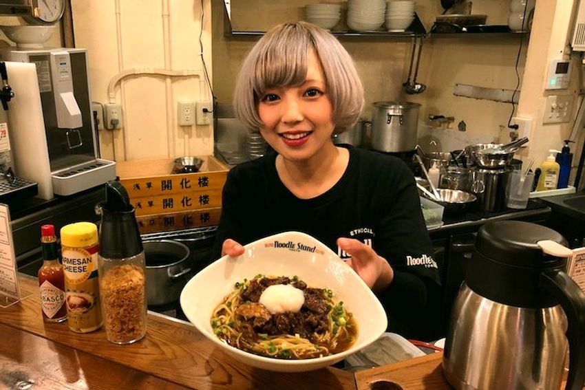 原宿のラーメン店で、ストイックな修行を続ける看板娘を応援した - 18枚目の画像