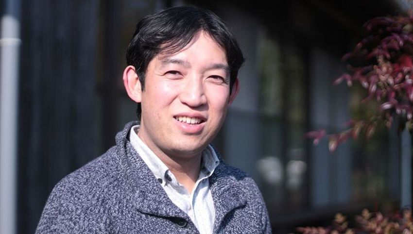 ミクシィが思わぬ起点に！ ｢社会科見学｣に鉱脈を得た男の放浪人生 - 1枚目の画像