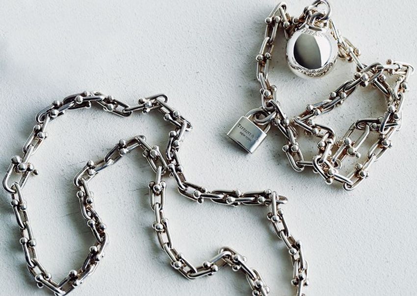 色褪せない造形美……スーパーブランドの卓越したセンスが輝くアクセ - 2枚目の画像