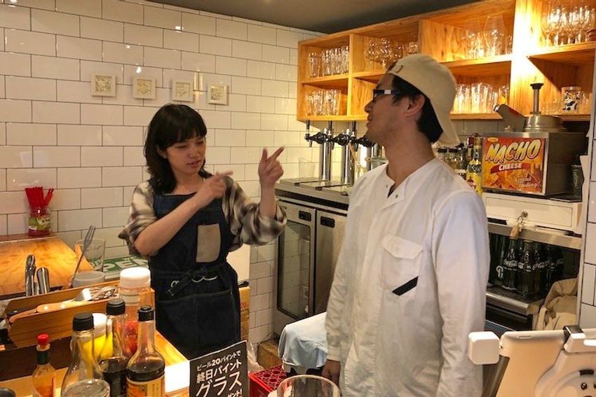 代々木上原のビアバーで、土曜限定の看板娘にハッピーをもらった - 11枚目の画像