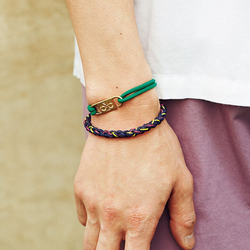 合わせるのは素材？ 色？ 重ね着けでアクセサリーの楽しみ方は無限大に！ - 4枚目の画像