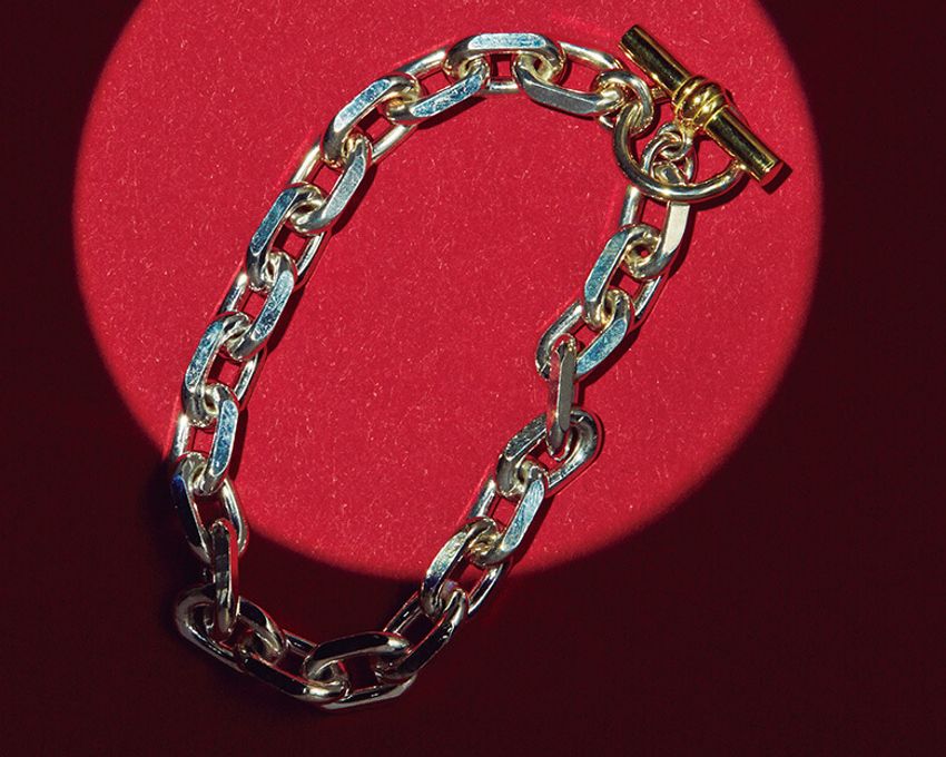 男の夜を変える“華金”アクセ。いつもの装いがこれだけでセクシーに - 5枚目の画像