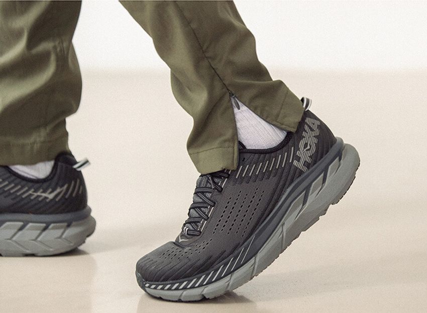 シンプルなのに格好いいを実現できる、4つの装飾系サマーパンツ - 4枚目の画像