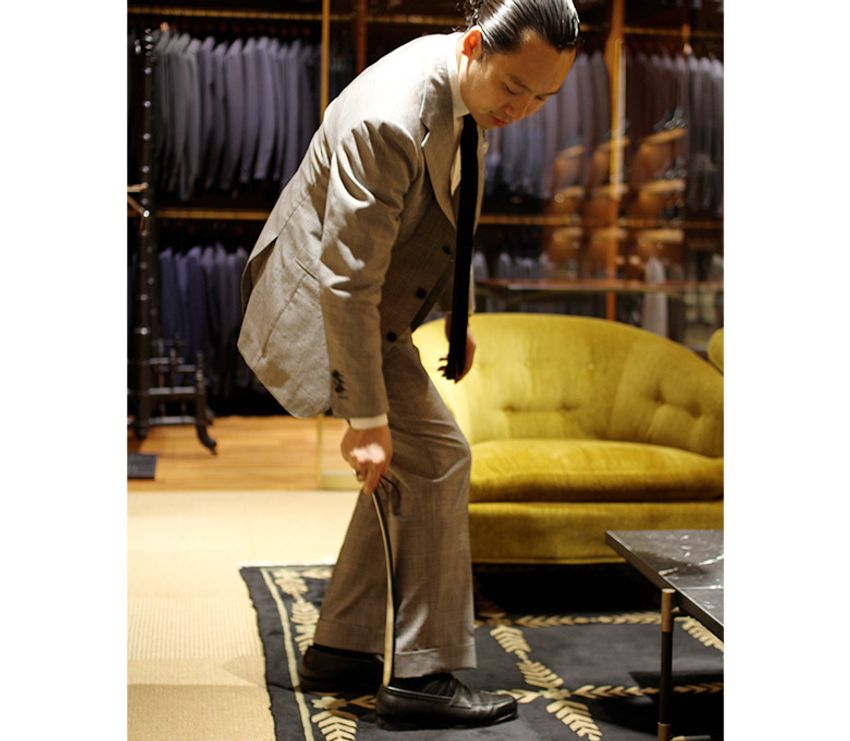 “キチキチ”を履いて伸ばすはもう古い。正しいローファー選び最新版 - 3枚目の画像