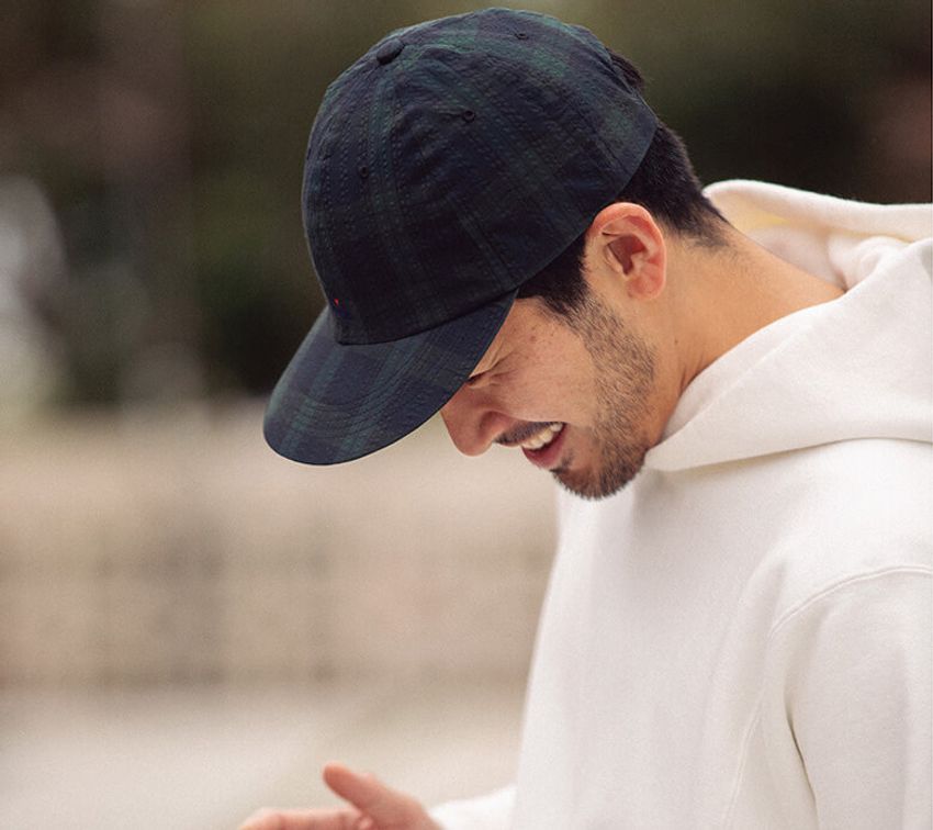 年中無休の被り物にも、夏らしい衣替えが必要なもので - 3枚目の画像