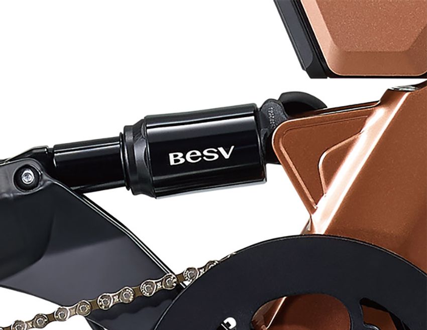 欲しいスペック全部乗せ！ 通勤も遊びも軽快なベスビーの折りたたみ型eバイク - 4枚目の画像