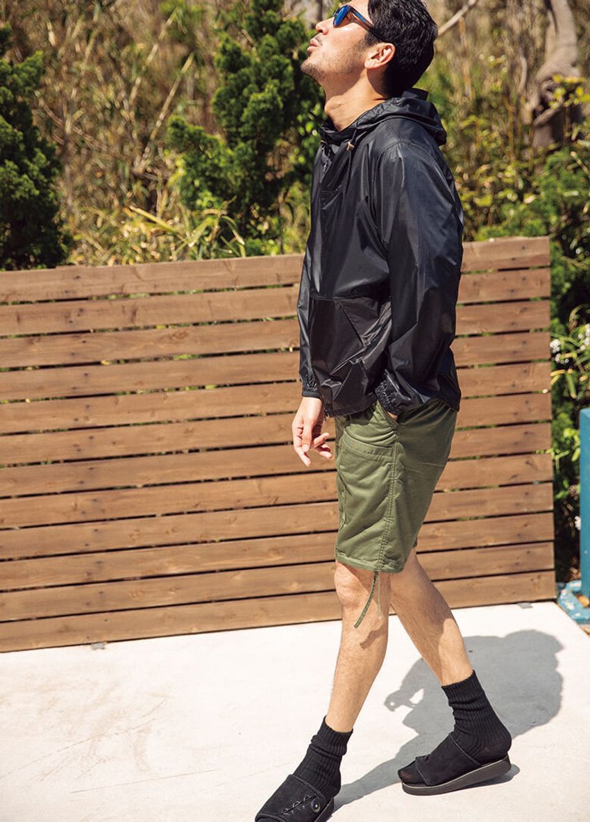 ショーツの子供っぽさを解消する着こなしテクニックのすべて - 4枚目の画像