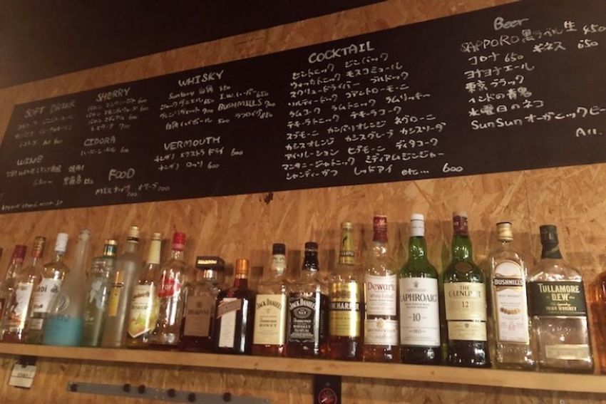 永福町のスタンドバーで、ひよっこバーテン看板娘に癒された - 4枚目の画像