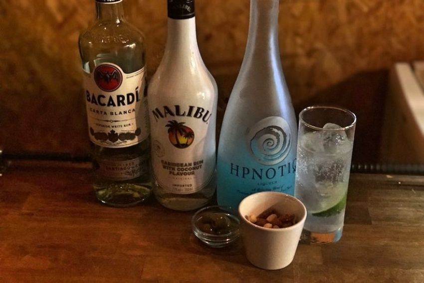 永福町のスタンドバーで、ひよっこバーテン看板娘に癒された - 15枚目の画像