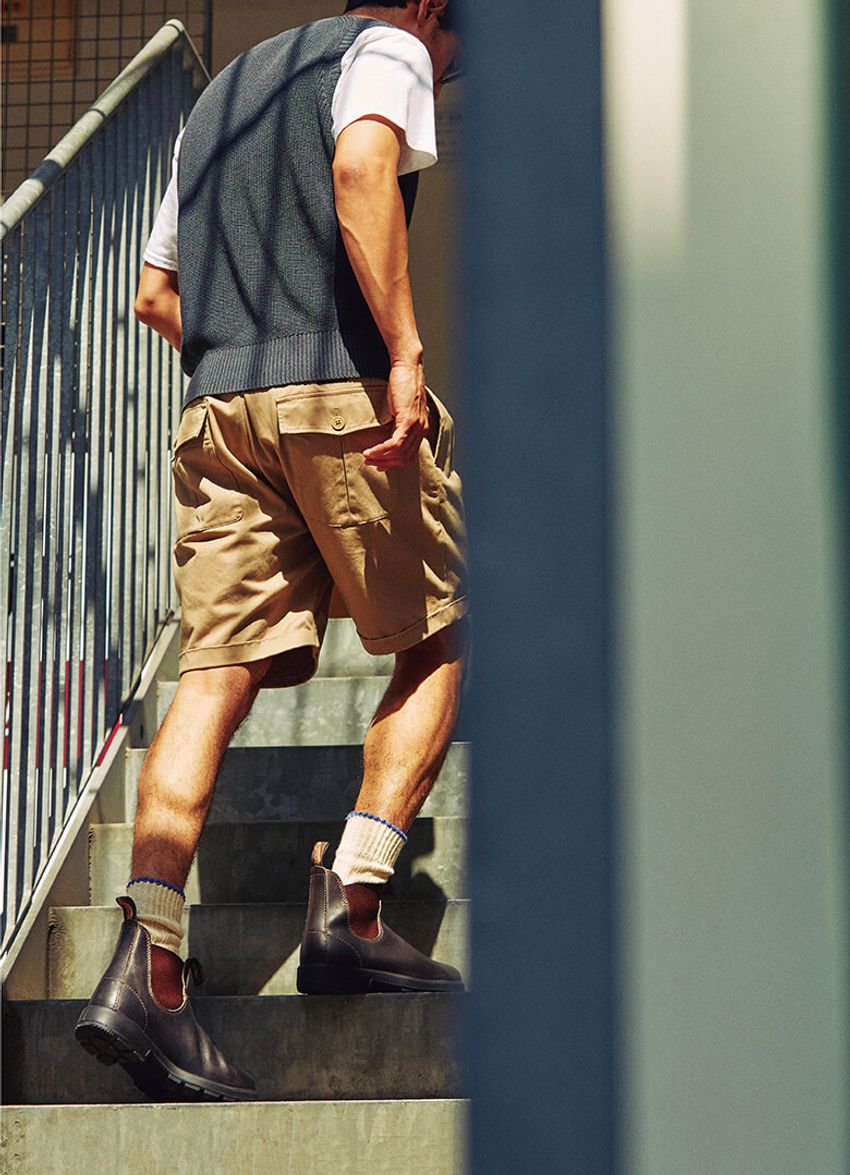 盛り上がる90年代ストリートスタイル。今、短パン×ブーツが再び - 2枚目の画像