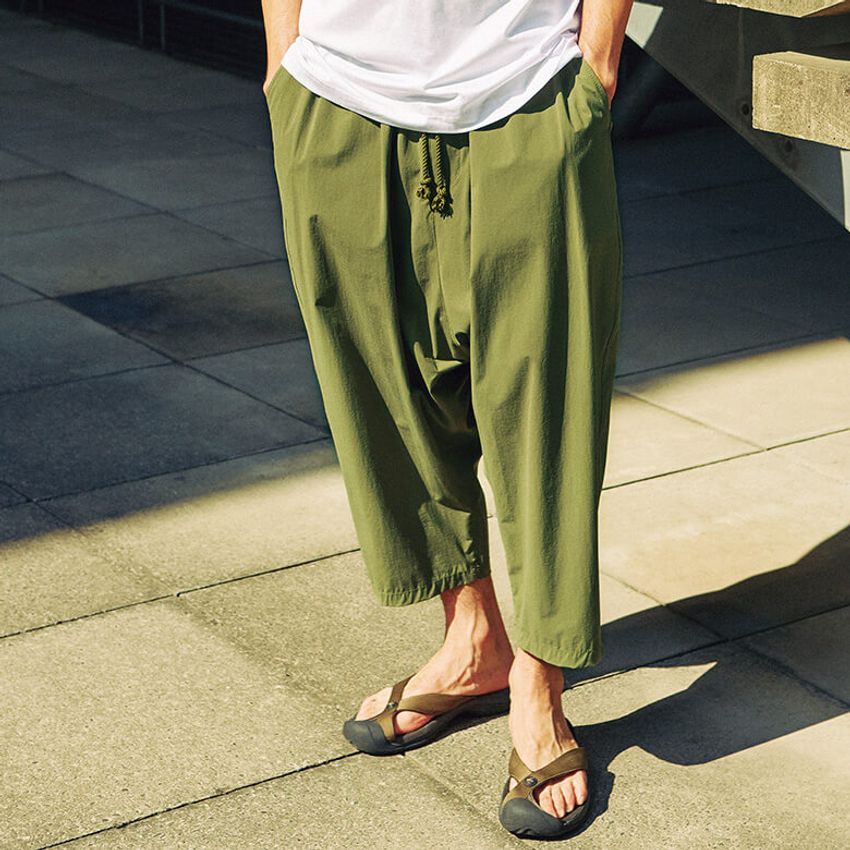 柔らかな素材でかつ太め。ゆらゆらイージーパンツで熱溜まりよさらば！ - 1枚目の画像