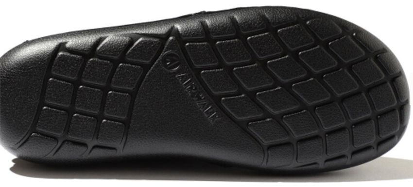 ウォーク派もジョーダン派も、必ず反応するAIRな復刻シューズ - 3枚目の画像