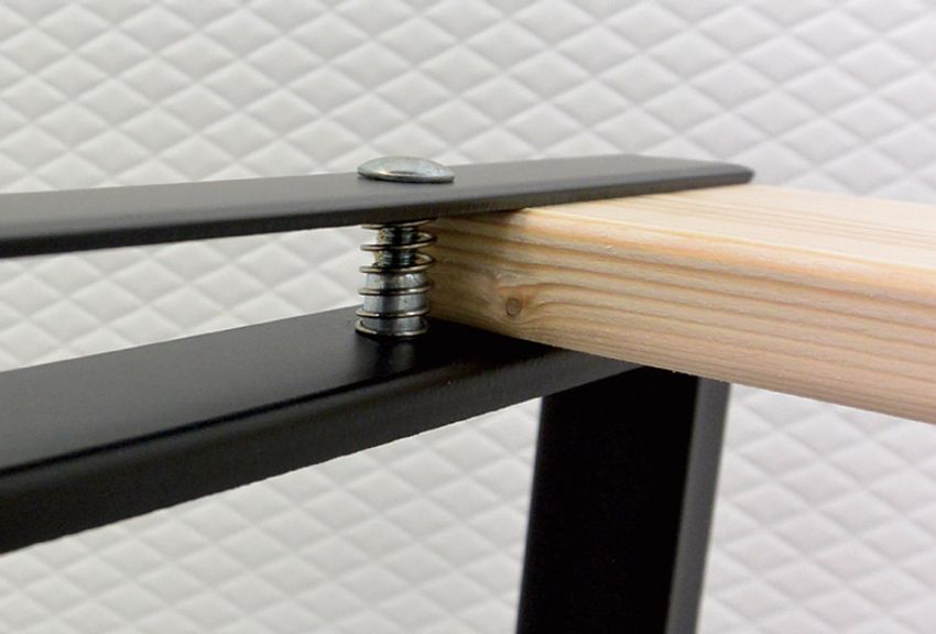 最短5分、1万円以内！ DIYデビューは工具いらずのラック作りから - 2枚目の画像